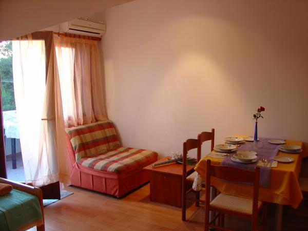 Apartmány Tamara - Sukošan AP2 (2+2)