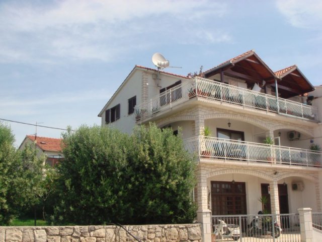 Apartmány Hrabar - Trogir AP1 (4+0)