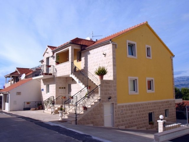 Apartmány Janez - Postira-Brač AP Alen (5+1)