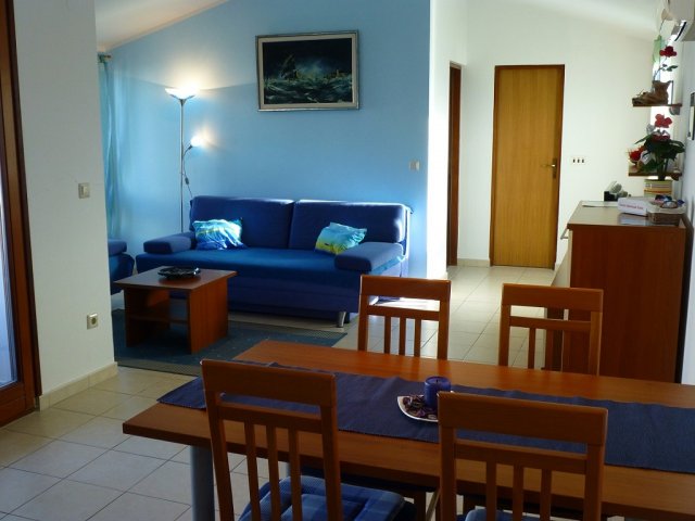 Grozić Apartmán - Krk, Malinska, Porat (2+2)