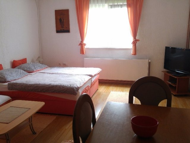 Apartmány Corina - Bilje AP1 (4+0)