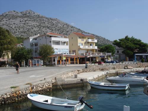 Ferienwohnung Joso - Starigrad (2 +1) durch das Meer