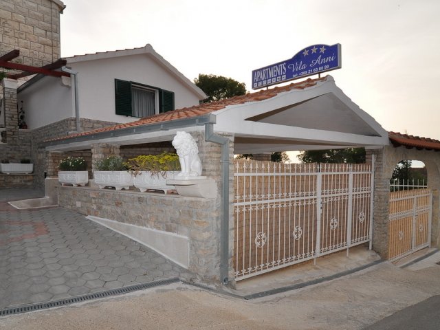 Villa Anni apartment A3 - Sutivan (3+1)