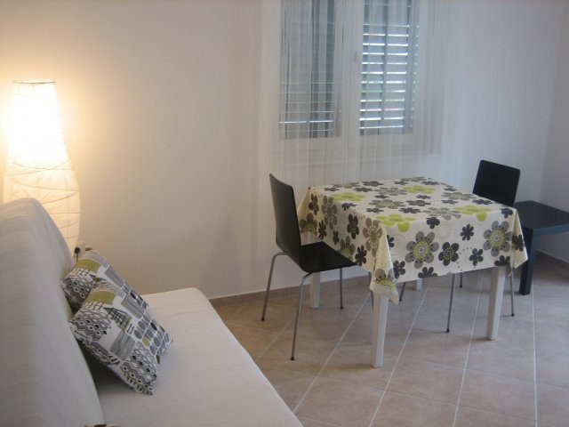 Apartment Ivčić in Novigrad near Zadar (2+1)