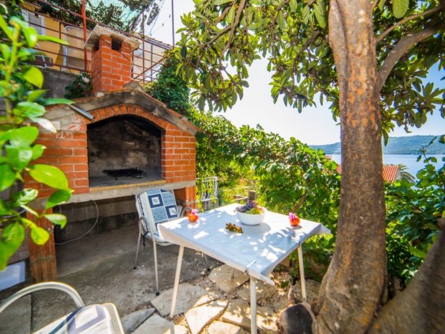 Peljesac apartments Orsula for 2 persons