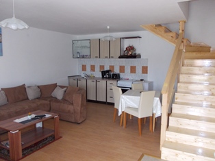 Apartmani Pavlić - Rakovica AP3 (4+1)