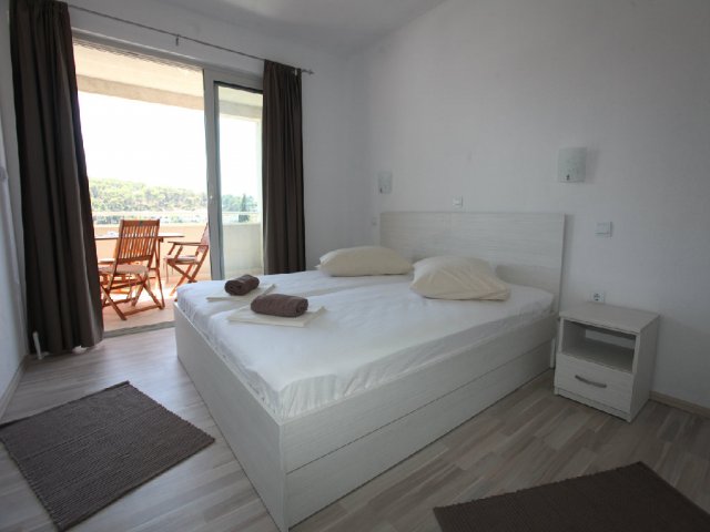 Apartmani Antonia - Hvar APP3 (2+2)