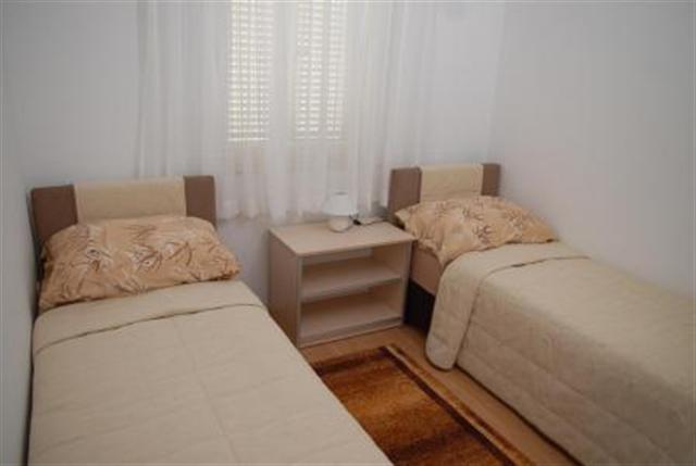 Apartman Bety - Novalja AP1 (5+0)