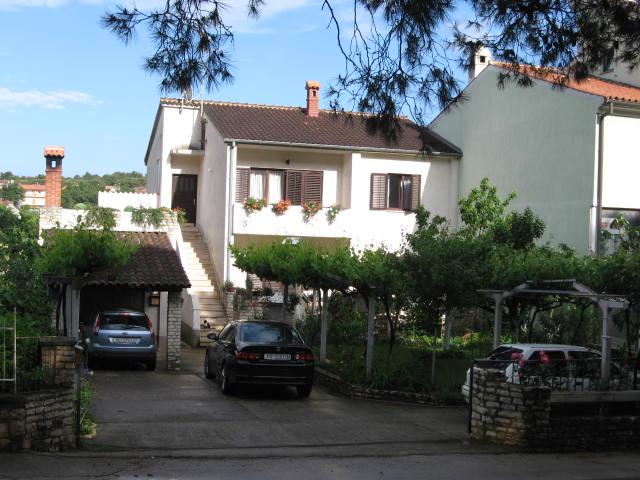 Apartmani Rina - Pula (4+2)