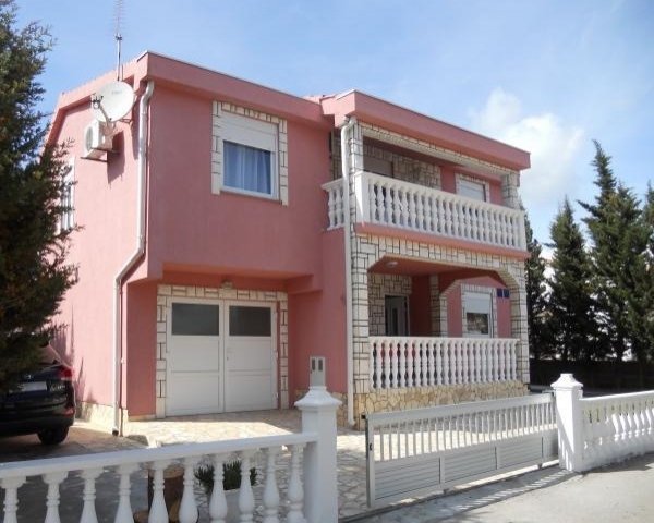 Apartmani Nella - Vir AP1 (4+1)