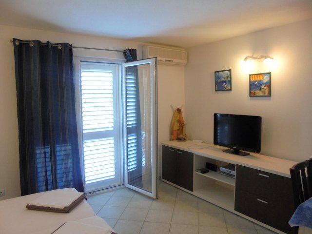 Apartmani Nada Studio AP Plavi (2+1) Povlja - Brač