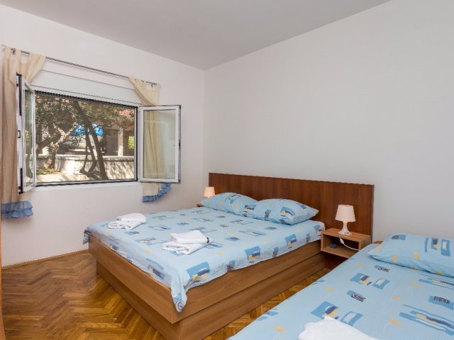 Apartmani Antea i Magdalena - Pirovac AP1 (4)