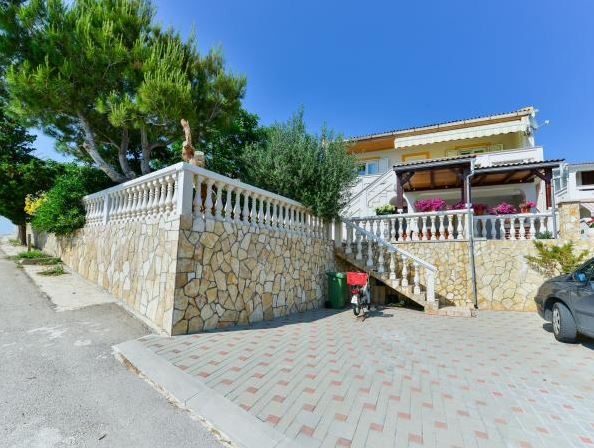 Apartmani Stanko - Kustići, otok Pag AP4 (4+1)